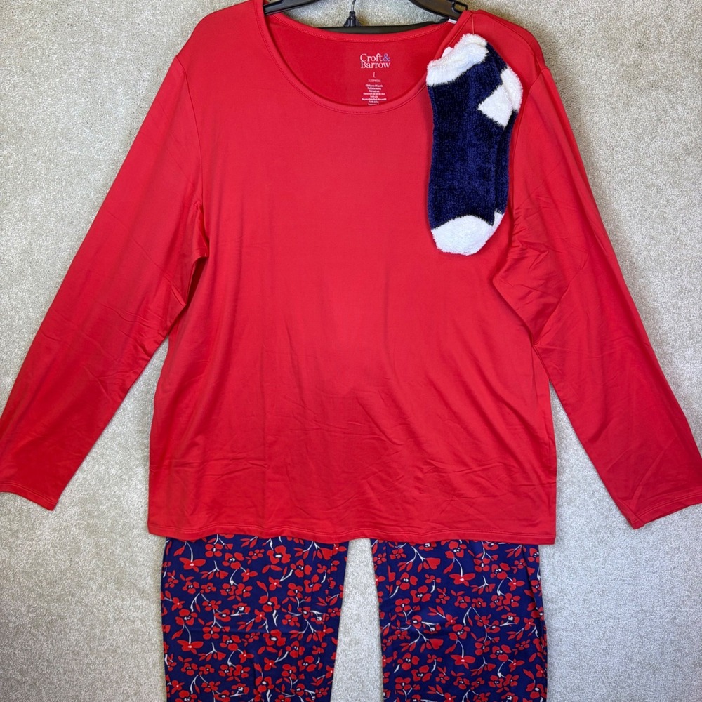 Croft & Barrow Pajama Set Womens Large Red Blue Floral Top Pants Socks 3pc NWOT
